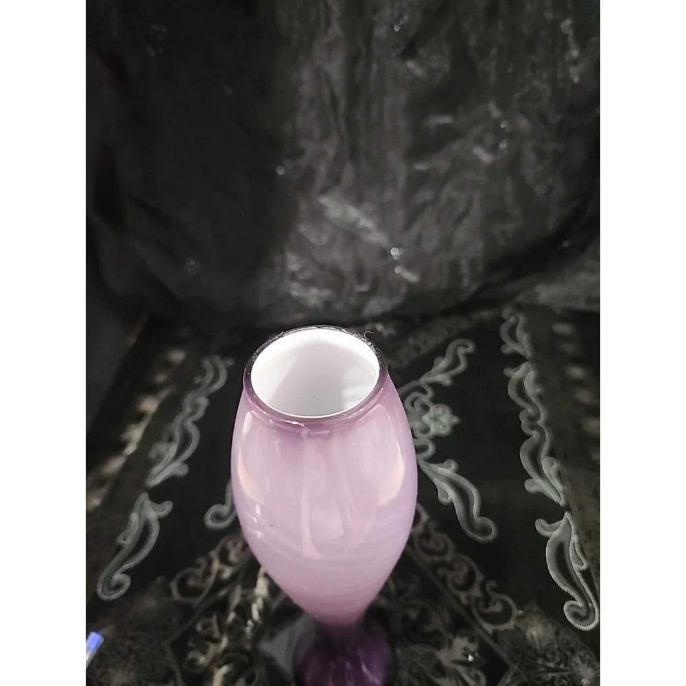 MCM Purple Handcrafted Bud Vase,JAPAN Art Glass, Excellent